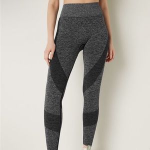 Pink Vs Seamless Leggings